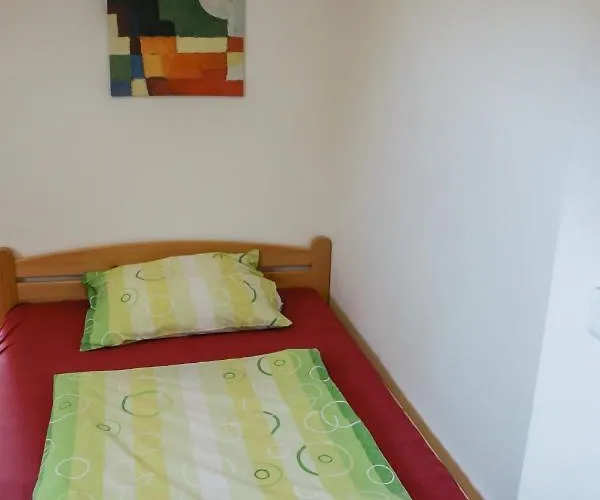 Guest house Chata Bajama *